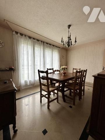 Quartier Sainte Lucie. Maison 3 ch + garage.