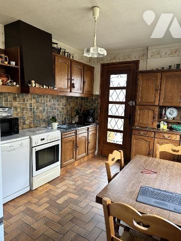 Quartier Sainte Lucie. Maison 3 ch + garage.