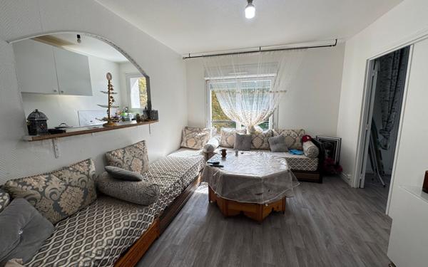 Appartement à vendre    2 pièces •  Aulnay-sous-Bois