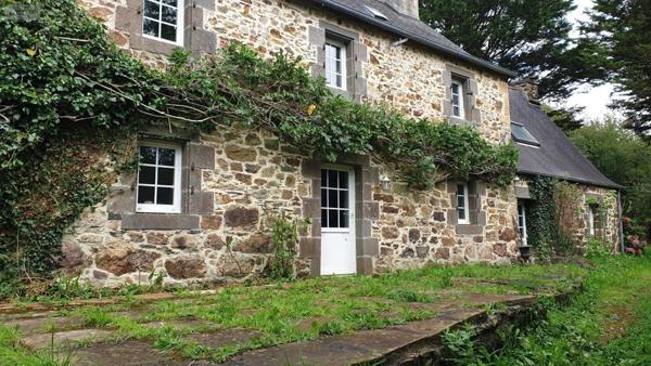 Maison à vendre à Pont-de-Buis-lès-Quimerch dans le Finistère (29590), ref : 1971