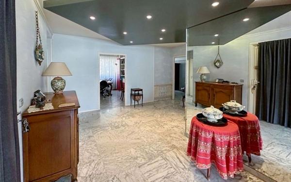 Appartement à vendre    5 pièces • 109 m2 Lyon 6