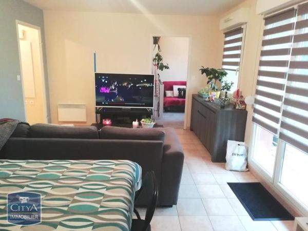Appartement à louer 2 pièces 53.3m²