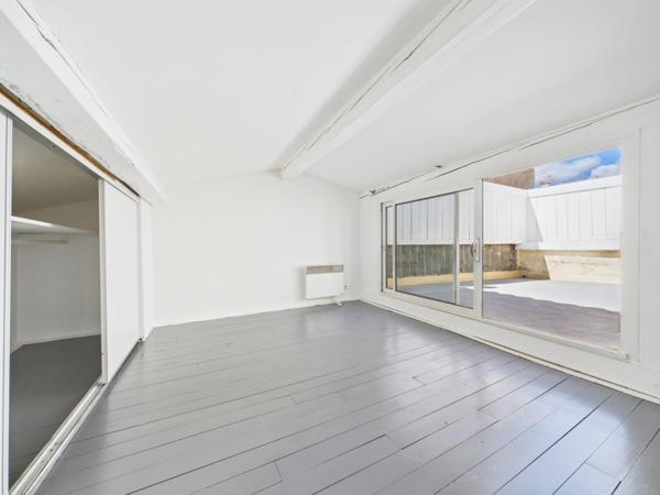 Appartement à vendre 1 pièce NARBONNE (11)