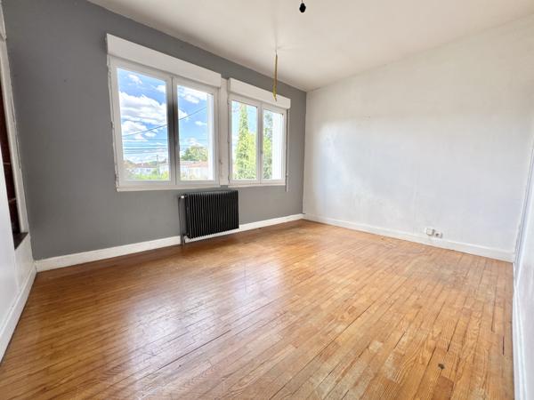 Villa 3 chambres avec garage et jardin. Villeneuve-sur-Lot (47300)