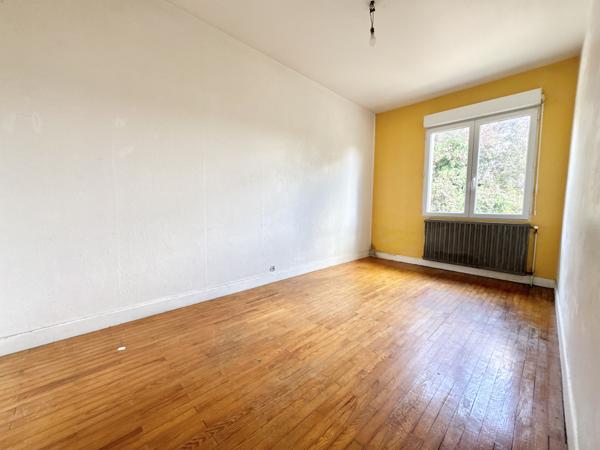 Villa 3 chambres avec garage et jardin. Villeneuve-sur-Lot (47300)