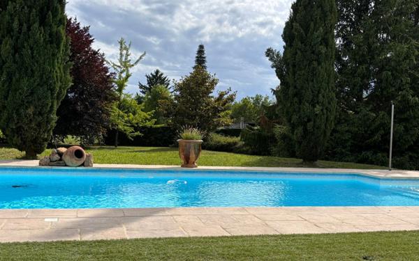 Maison à vendre    7 pièces • 206,50 m2 Fontaines-Saint-Martin