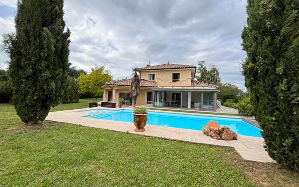 Maison à vendre    7 pièces • 206,50 m2 Fontaines-Saint-Martin