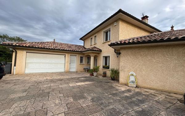 Maison à vendre    7 pièces • 206,50 m2 Fontaines-Saint-Martin