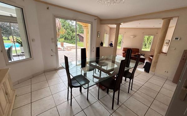 Maison à vendre    7 pièces • 206,50 m2 Fontaines-Saint-Martin