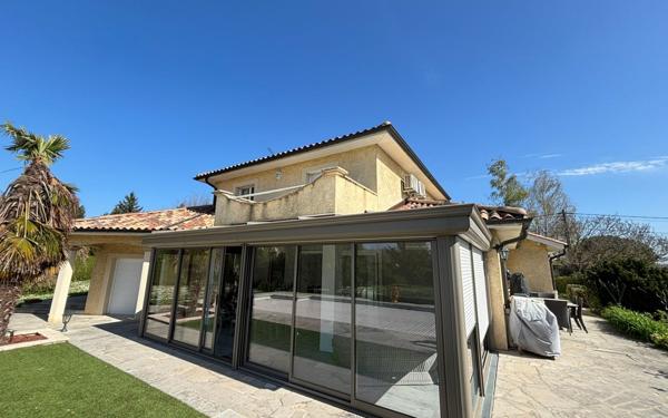 Maison à vendre    7 pièces • 206,50 m2 Fontaines-Saint-Martin