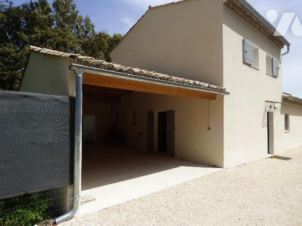 A Vendre sur GRIGNAN, belle villa construite en 2024, dans quartier calme, terrain piscinable