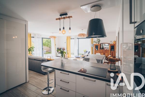 Maison à vendre 5 pièces 108,83 m² Saint-Sébastien-sur-Loire