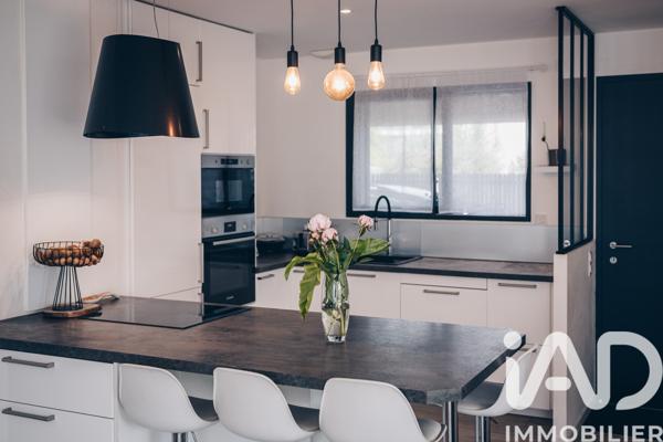 Maison à vendre 5 pièces 108,83 m² Saint-Sébastien-sur-Loire