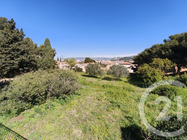 Maison à vendre  4 pièces - 88 m 2   MARSEILLE  - 13009
