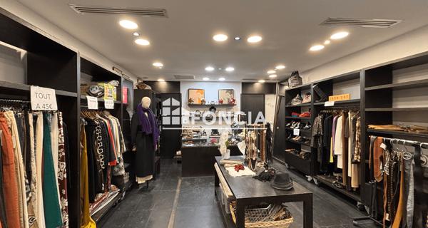 Location Local commercial 48 m² - Paris 75014