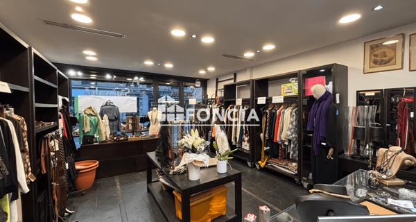 Location Local commercial 48 m² - Paris 75014