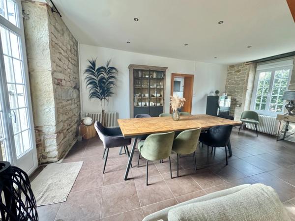 Maison à vendre 7 pièces MONTCEAU LES MINES (71)