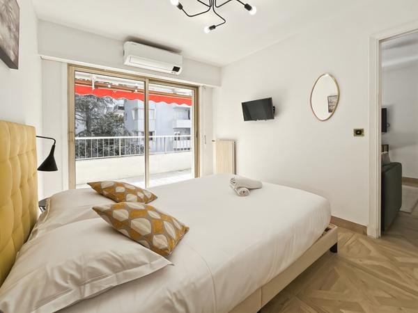 Location meublée à l'année : Bel Appartement Cannes 2 pièce(s) 34.51 m2