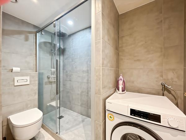 Location meublée à l'année : Bel Appartement Cannes 2 pièce(s) 34.51 m2