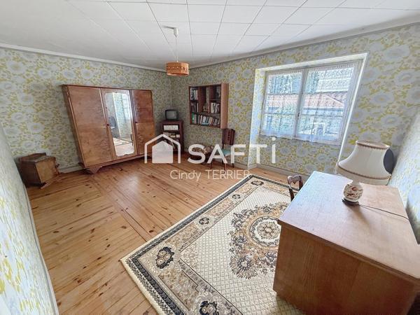 Maison de caractère 185 m² avec dépendances et terrain de 1027 m² à Colombe