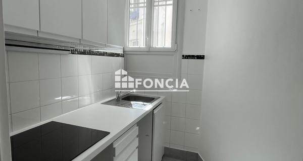 Location Appartement 3 pièces 52.36 m² - Paris 75004