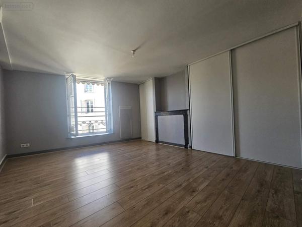 Appartement à louer à Mâcon en Saône-et-Loire (71000), ref : 008/2381