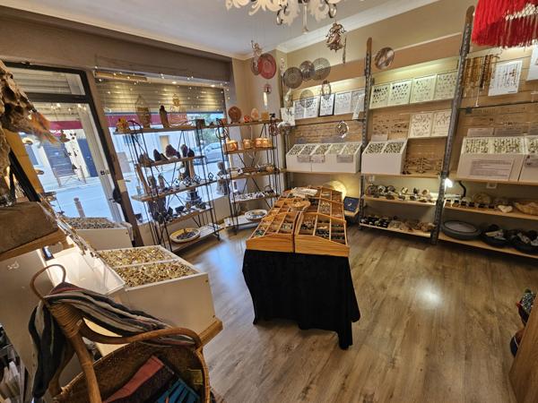 Fonds De Commerce - 65 m²