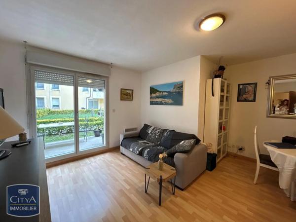 Appartement à louer 2 pièces 39.82m² Tarbes (65000)