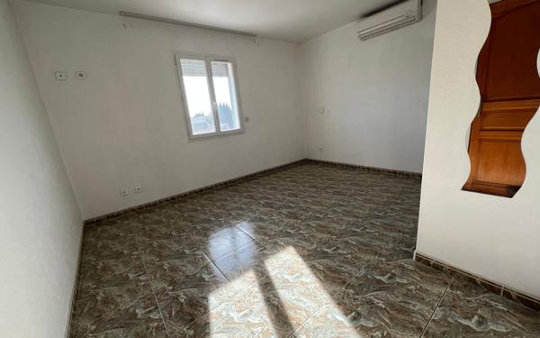 Maison à vendre    9 pièces •  Tarascon