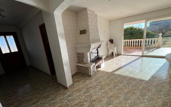 Maison à vendre    9 pièces •  Tarascon