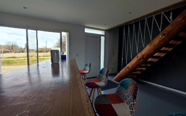 Maison à vendre    5 pièces •  Pons