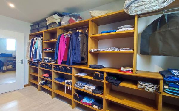 Maison à vendre    5 pièces •  Pons