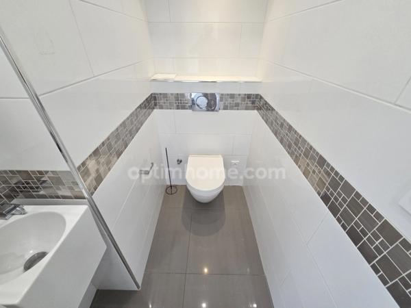 Maison Contemporaine d'Exception - 204 m2 - 9 pièces / 5 Chambres - Piscine et Géothermie