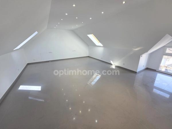 Maison Contemporaine d'Exception - 204 m2 - 9 pièces / 5 Chambres - Piscine et Géothermie