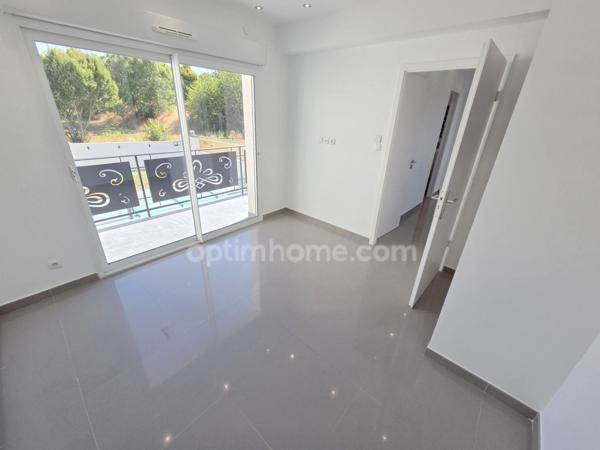 Maison Contemporaine d'Exception - 204 m2 - 9 pièces / 5 Chambres - Piscine et Géothermie