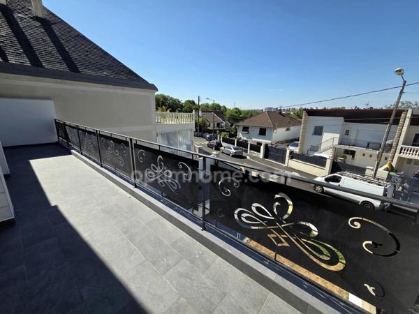 Maison Contemporaine d'Exception - 204 m2 - 9 pièces / 5 Chambres - Piscine et Géothermie