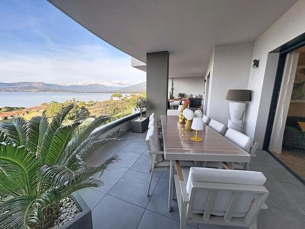 Appartement haut de gamme, de type T3, à Porticcio