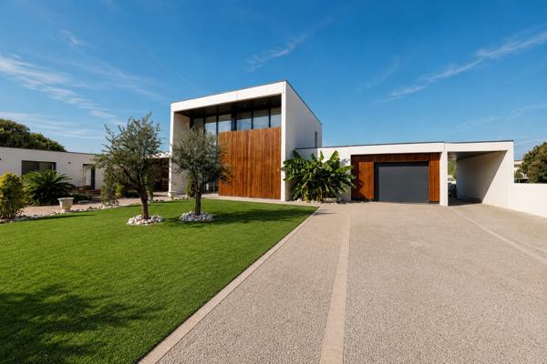 Villa contemporaine avec piscine Carcassonne