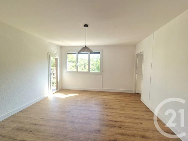 Appartement F4 à vendre  4 pièces - 73,28 m 2   PERPIGNAN  - 66