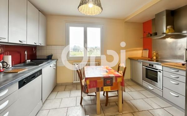 Maison à vendre    4 pièces • 78 m2 Ruoms