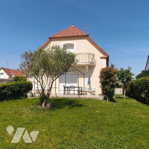 Maison à vendre à Troyes (10000) en Aube (10), dans le fond d'une Impasse, au calme, vous décou...