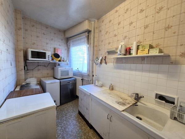 Centre-ville de Blois : appartement 80 m² + place de parking + cave
