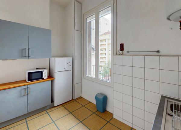 Appartement à louer    3 pièces • 70,71 m2 Saint-Étienne