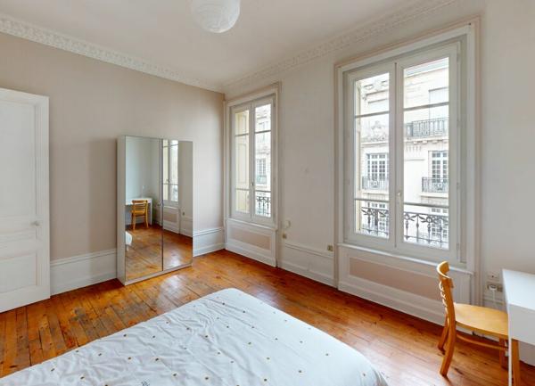 Appartement à louer    3 pièces • 70,71 m2 Saint-Étienne