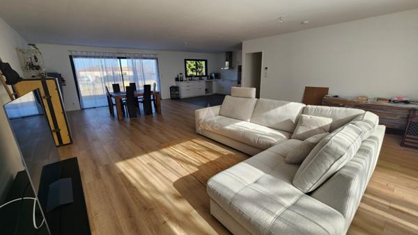 Maison de plain pied individuelle T5 de 2024