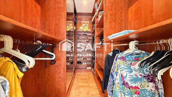 ARGELES-SUR-MER, BELLE VILLA, T4 AVEC GRAND GARAGE ET GRAND TERRAIN