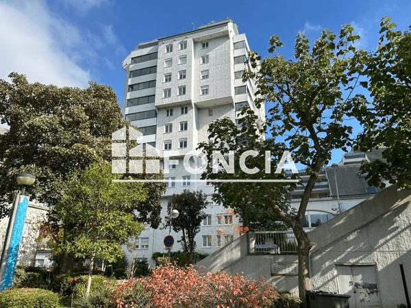 Location Appartement 3 pièces 68.3 m² - 12-21-32 CLOS DES CASCADES 43- Noisy Le Grand 93160