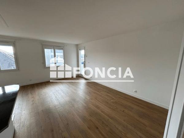 Location Appartement 3 pièces 68.3 m² - 12-21-32 CLOS DES CASCADES 43- Noisy Le Grand 93160