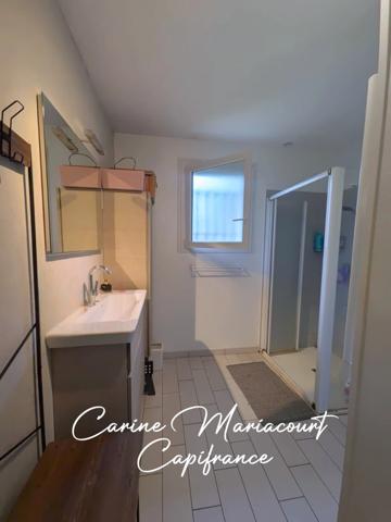 Maison de plain-pied 107 m² / 3 chambres / 2 garages et terrain de 2140 m2 – Proche Saint-Maixent-l’École