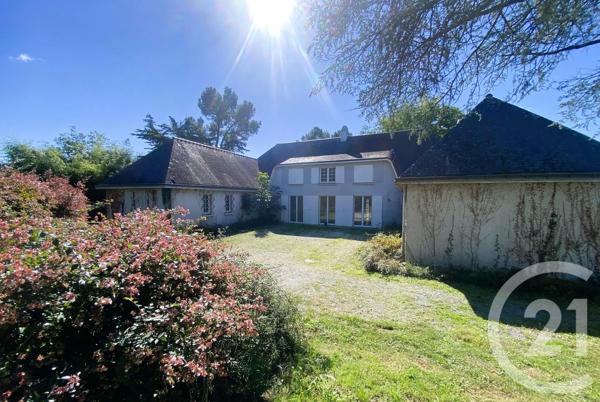 Maison à vendre  8 pièces - 292 m 2   BLAIN  - 44
